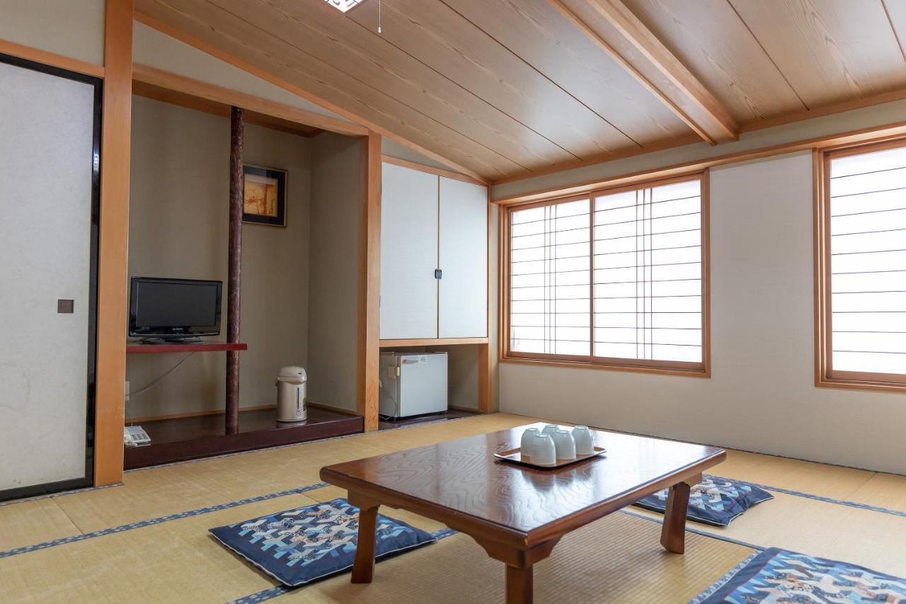 Tabist Kanko Business Hotel Matsuyama Hida Takayama Takayama  Extérieur photo